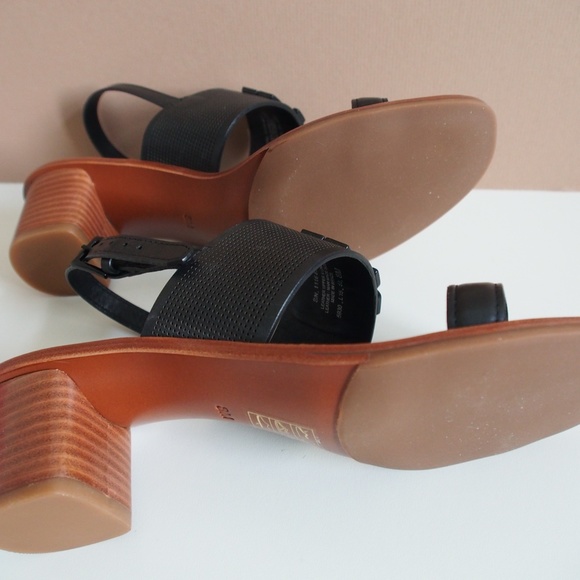 Tory Burch Lowell 2 Perforated Sandals Black S 8 - Picture 8 of 10